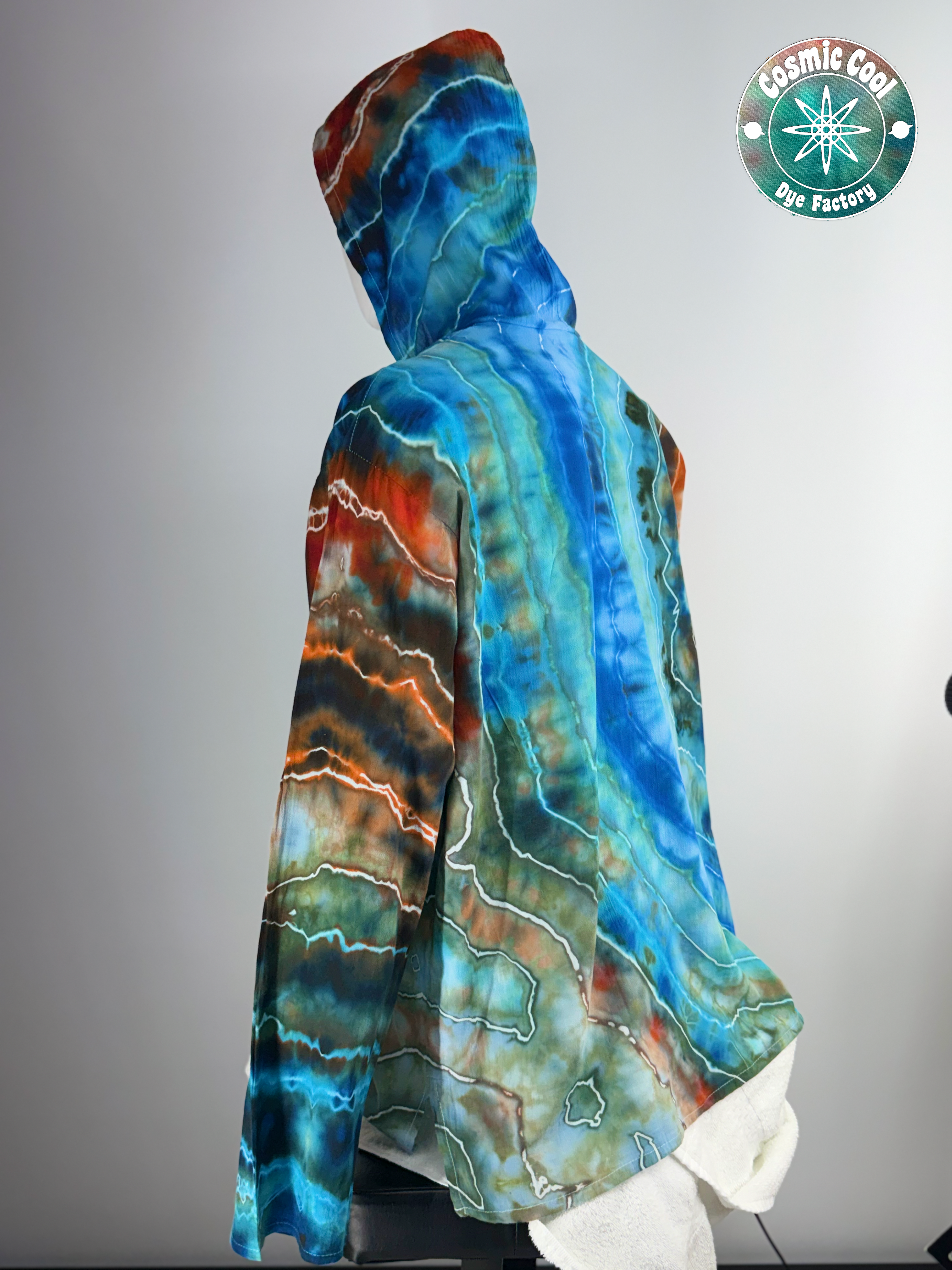 100% Premium Cotton Ice Dye Light Hoodie (Size 5XL)
