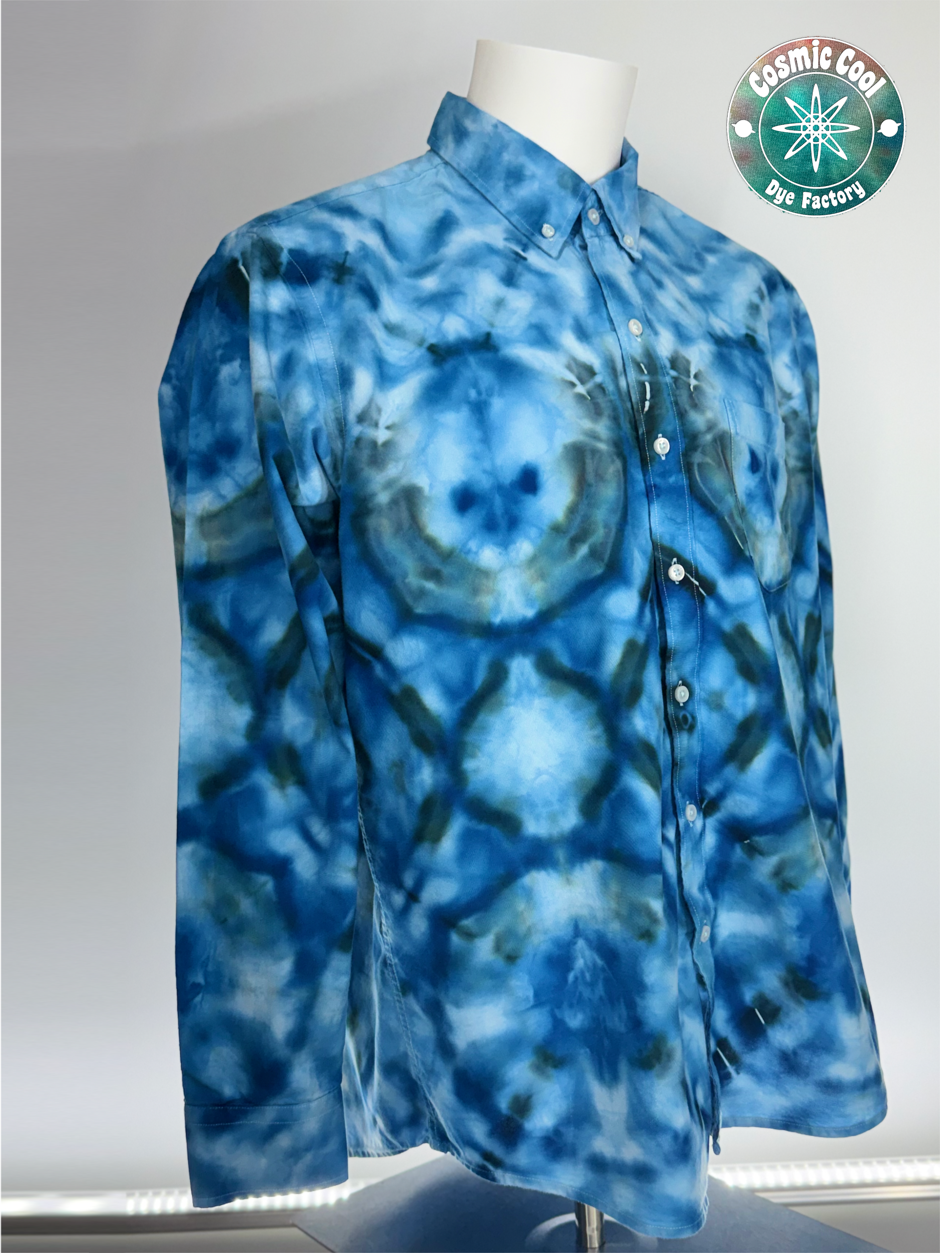 Cosmic Oxford Button Down Long Sleeve Shirt 100% Cotton (Size Large)