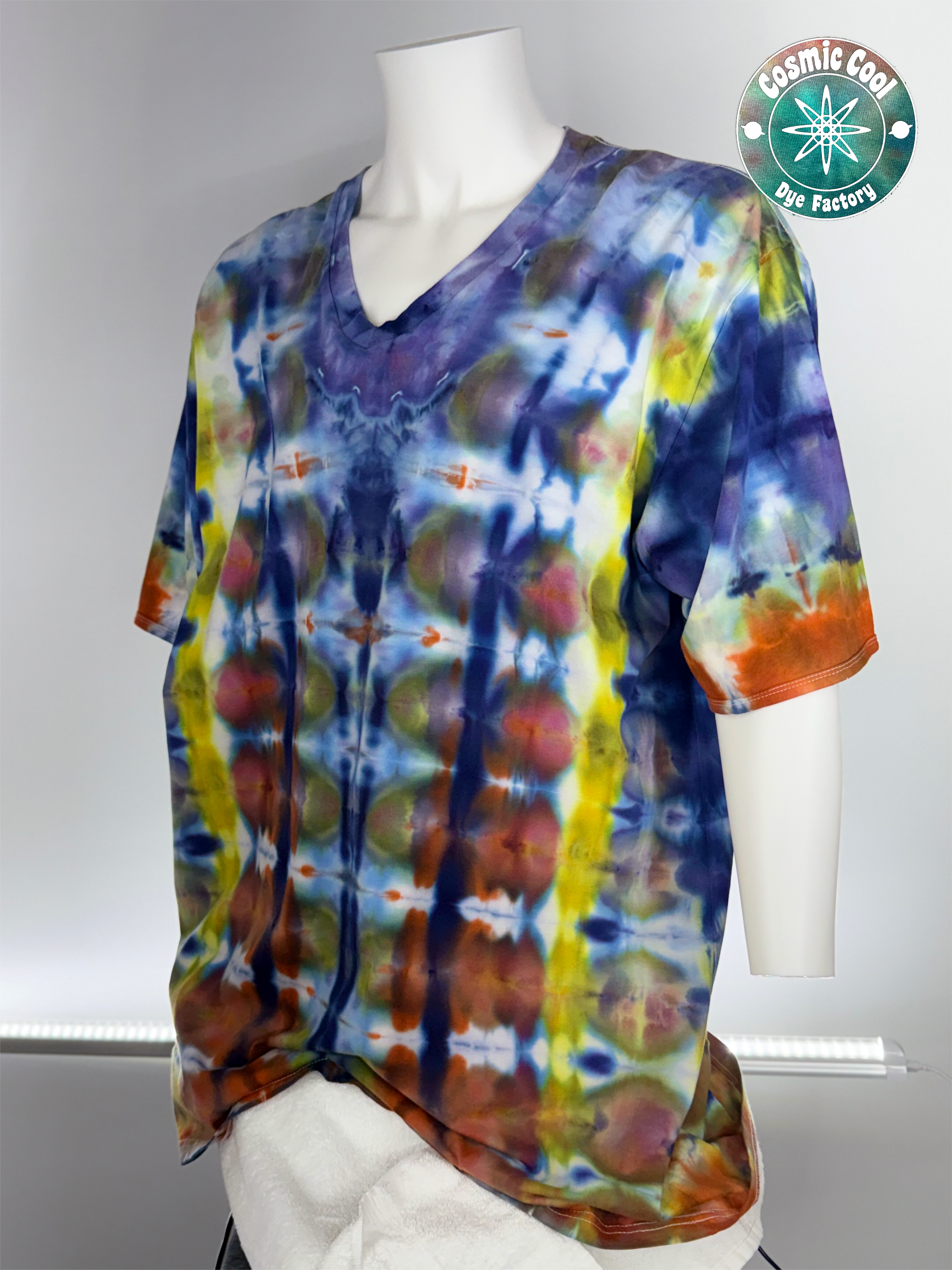 100% Cotton Cosmic Ice Dye V-Neck Tee Shirt (Size 5XL)