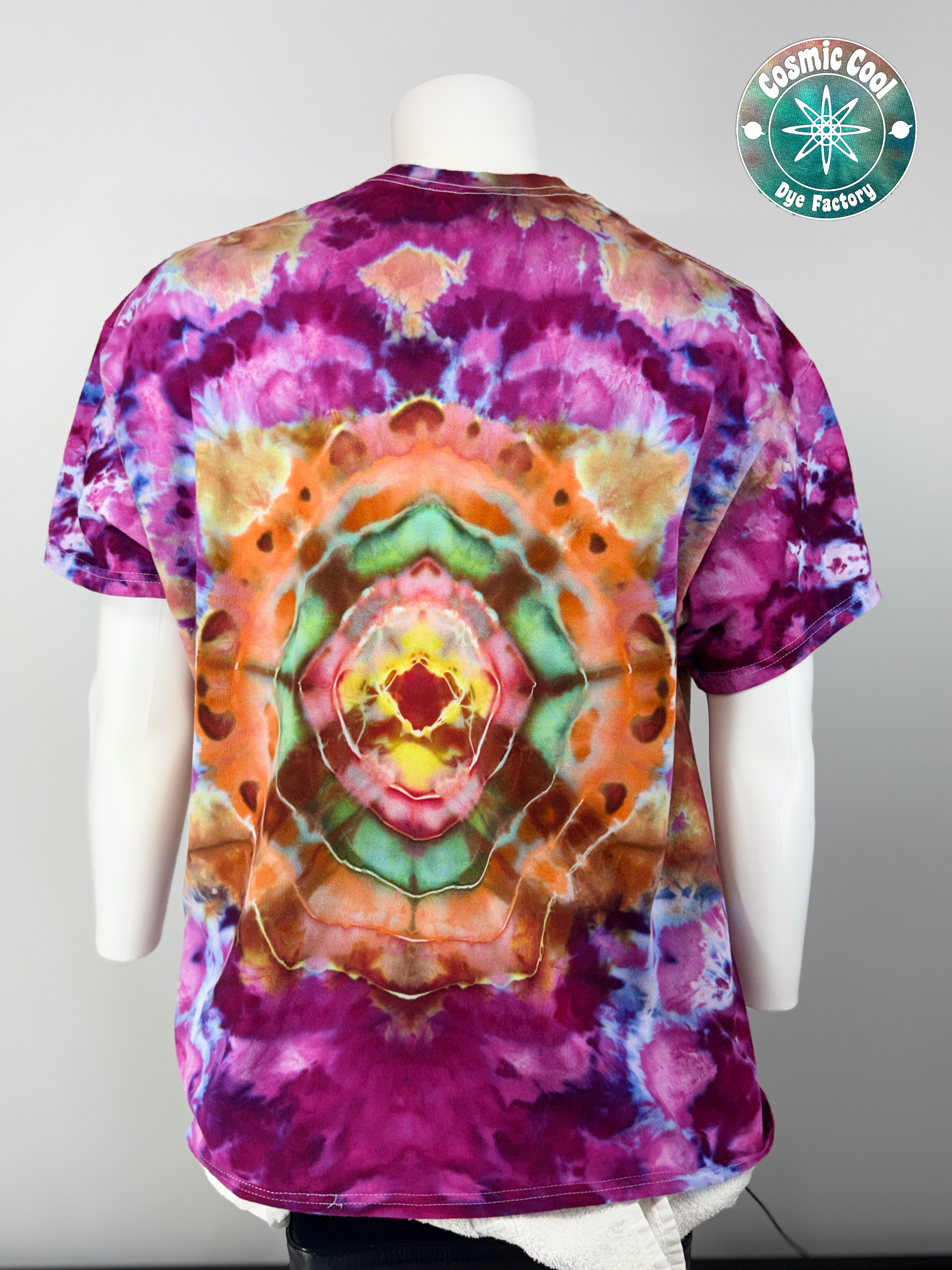 Short Sleeve Cosmic Ice Dye Tee Shirt 100% Cotton (Size 2XL)