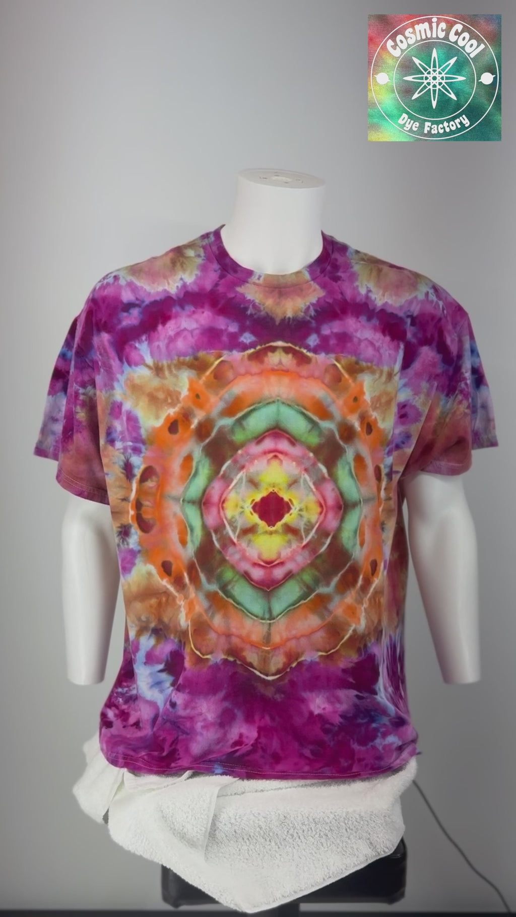 Short Sleeve Cosmic Ice Dye Tee Shirt 100% Cotton (Size 2XL)