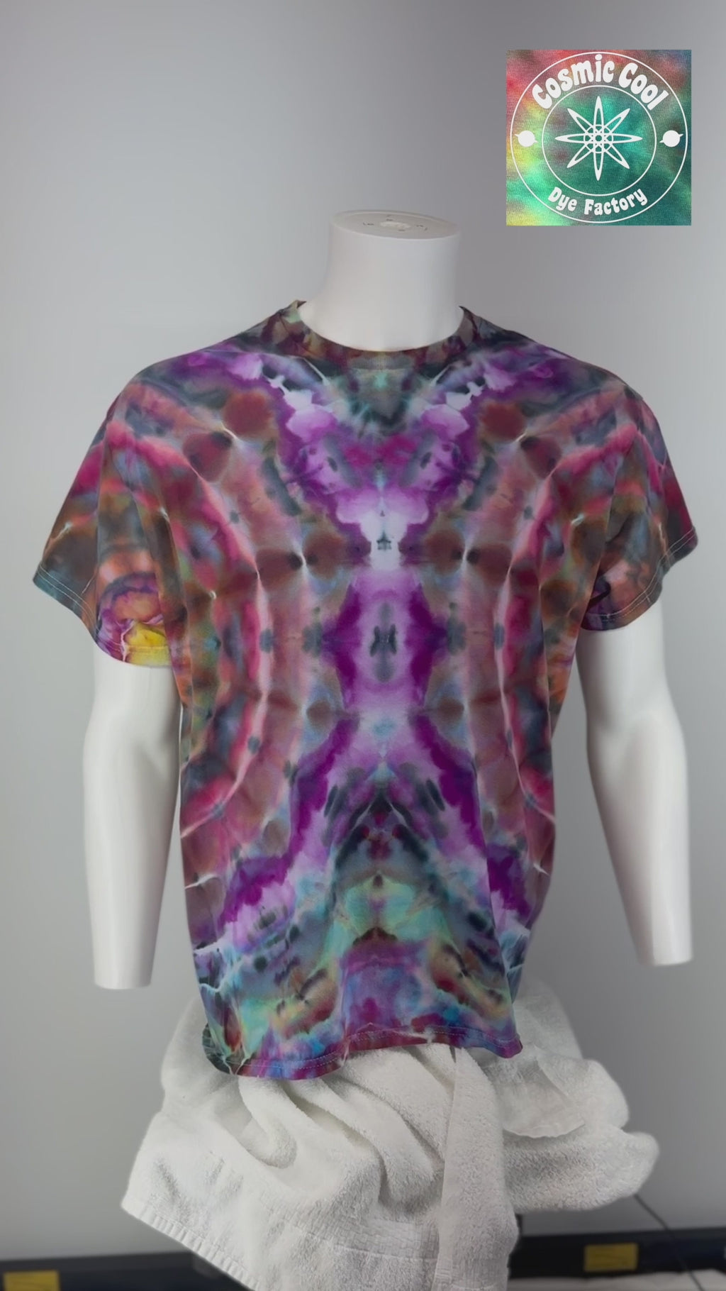 Two Moons at Euphoria Caverns - Short Sleeve Cosmic Ice Dye Tee (Size XL)